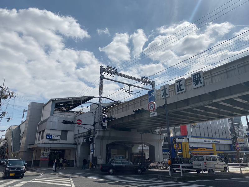 大阪環状線 大正駅を通過